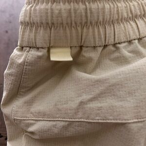 Lululemon bowline short
